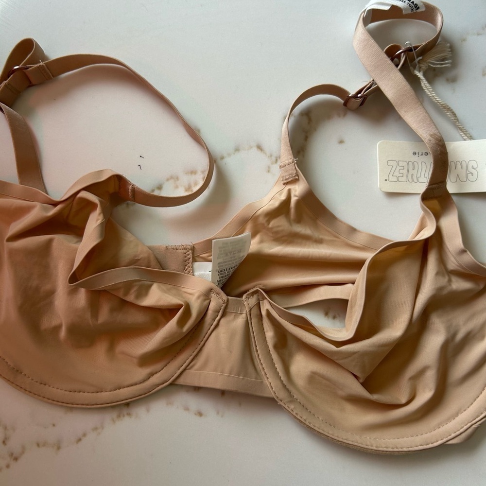 SMOOTHEZ Aerie bra size 36C